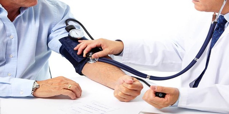 Mơ thấy bố đánh số mấy, trường hợp bố bệnh bạn đánh ngay 32 hoặc 82